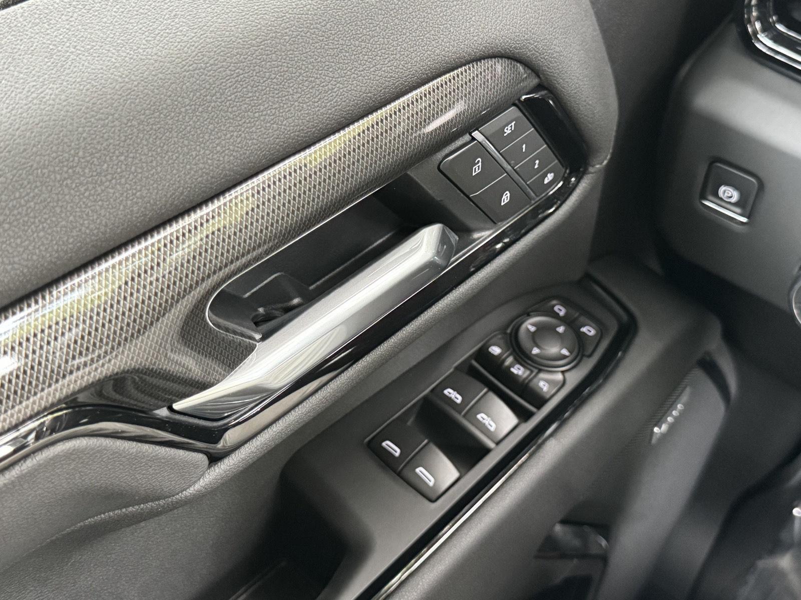 2026 GMC Sierra 2500HD AT4 - Photo 18