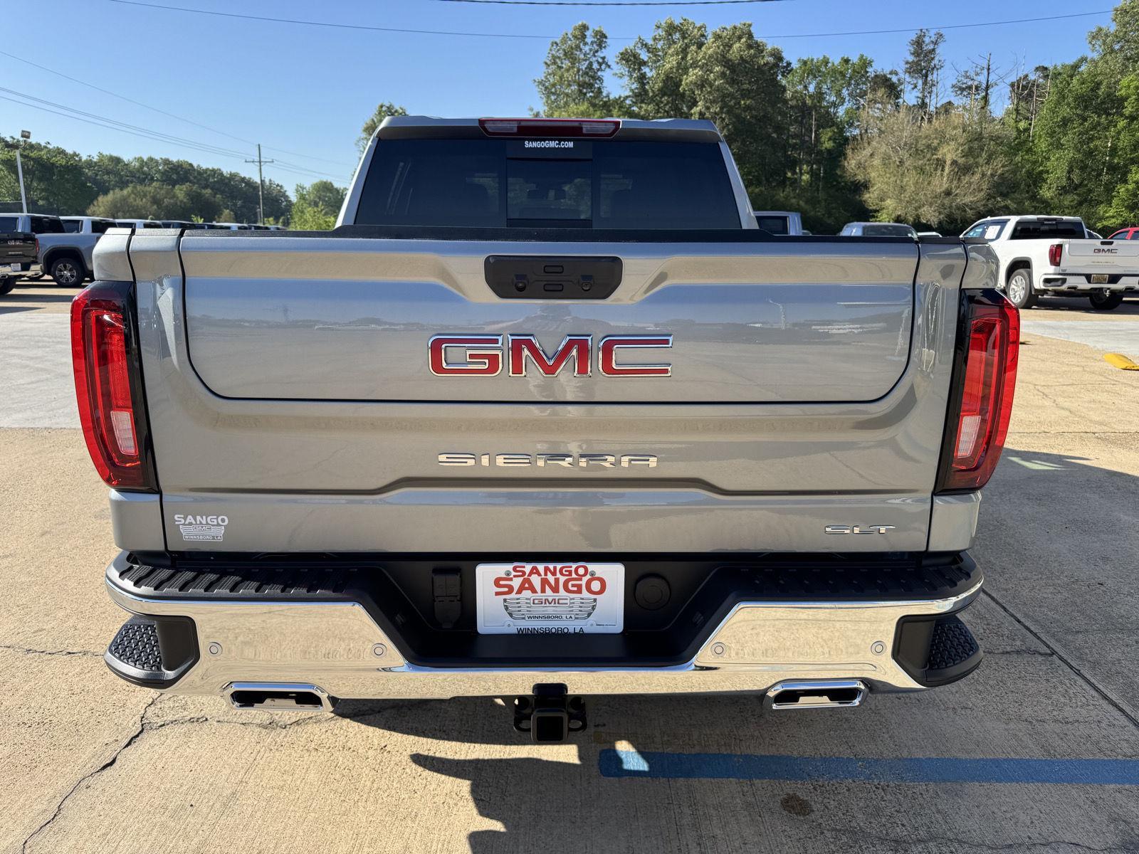 2026 GMC Sierra 1500 SLT - Photo 9