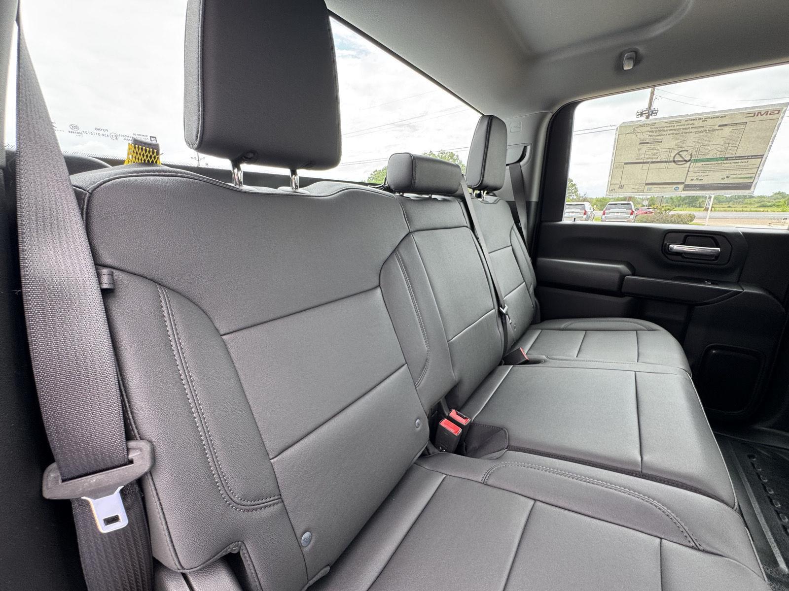 2026 GMC Sierra 2500HD Pro - Photo 13