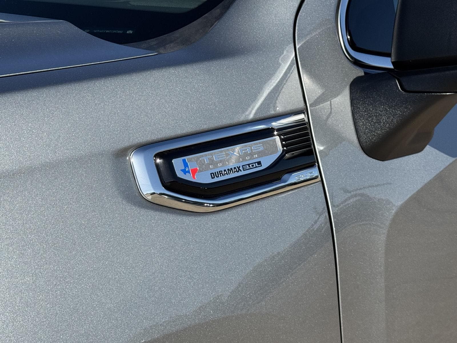 2026 GMC Sierra 1500 SLT - Photo 2