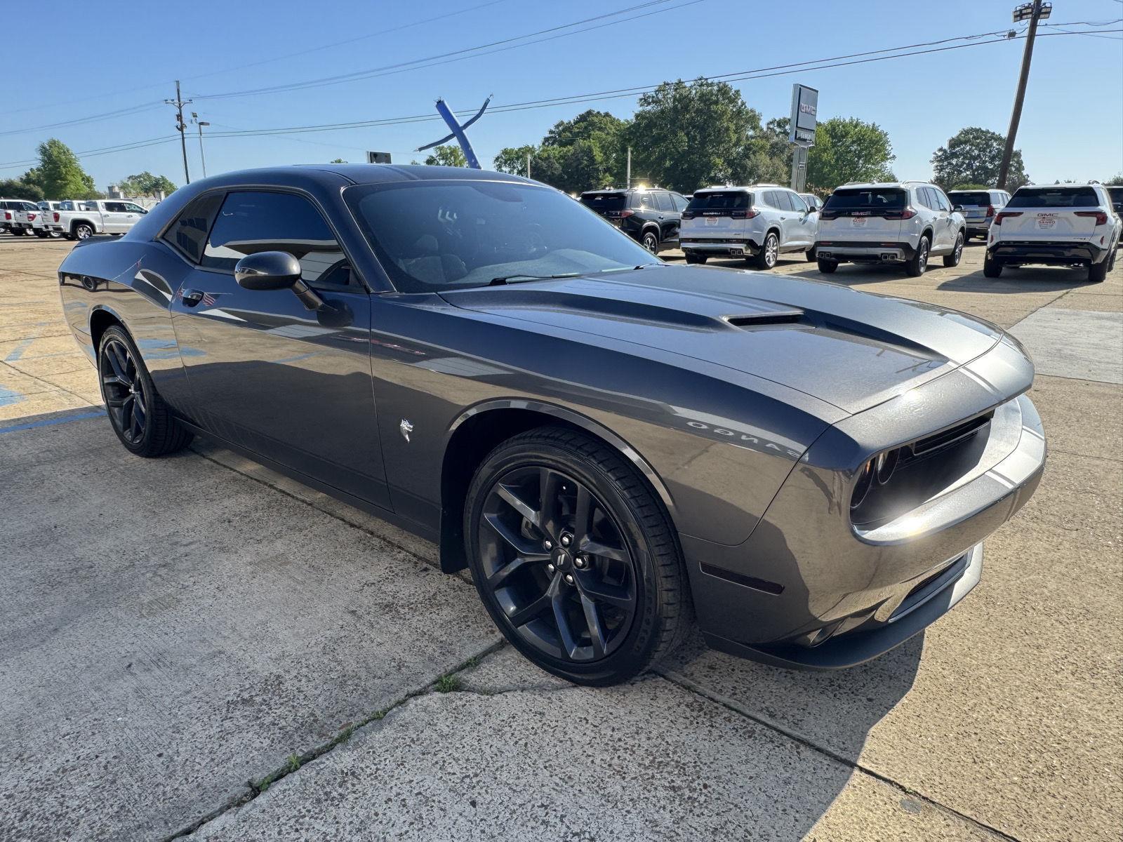 2023 Dodge Challenger SXT - Photo 11