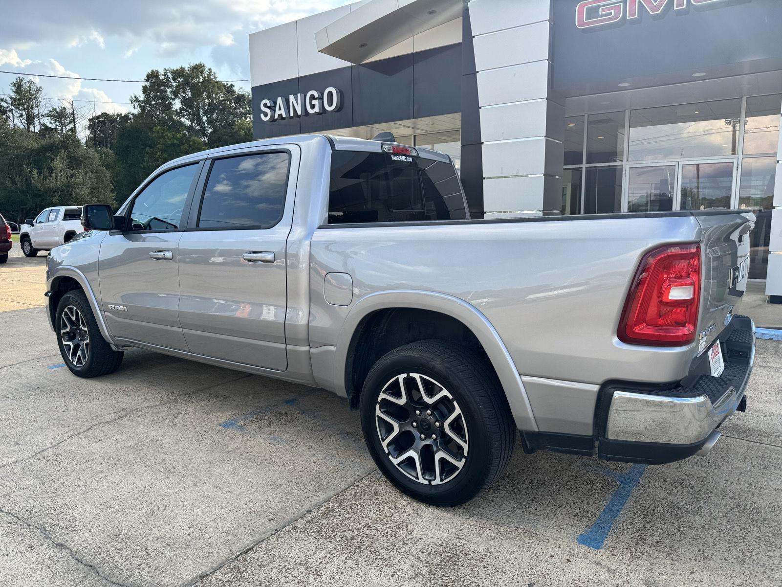 2025 Ram 1500 Laramie photo 2