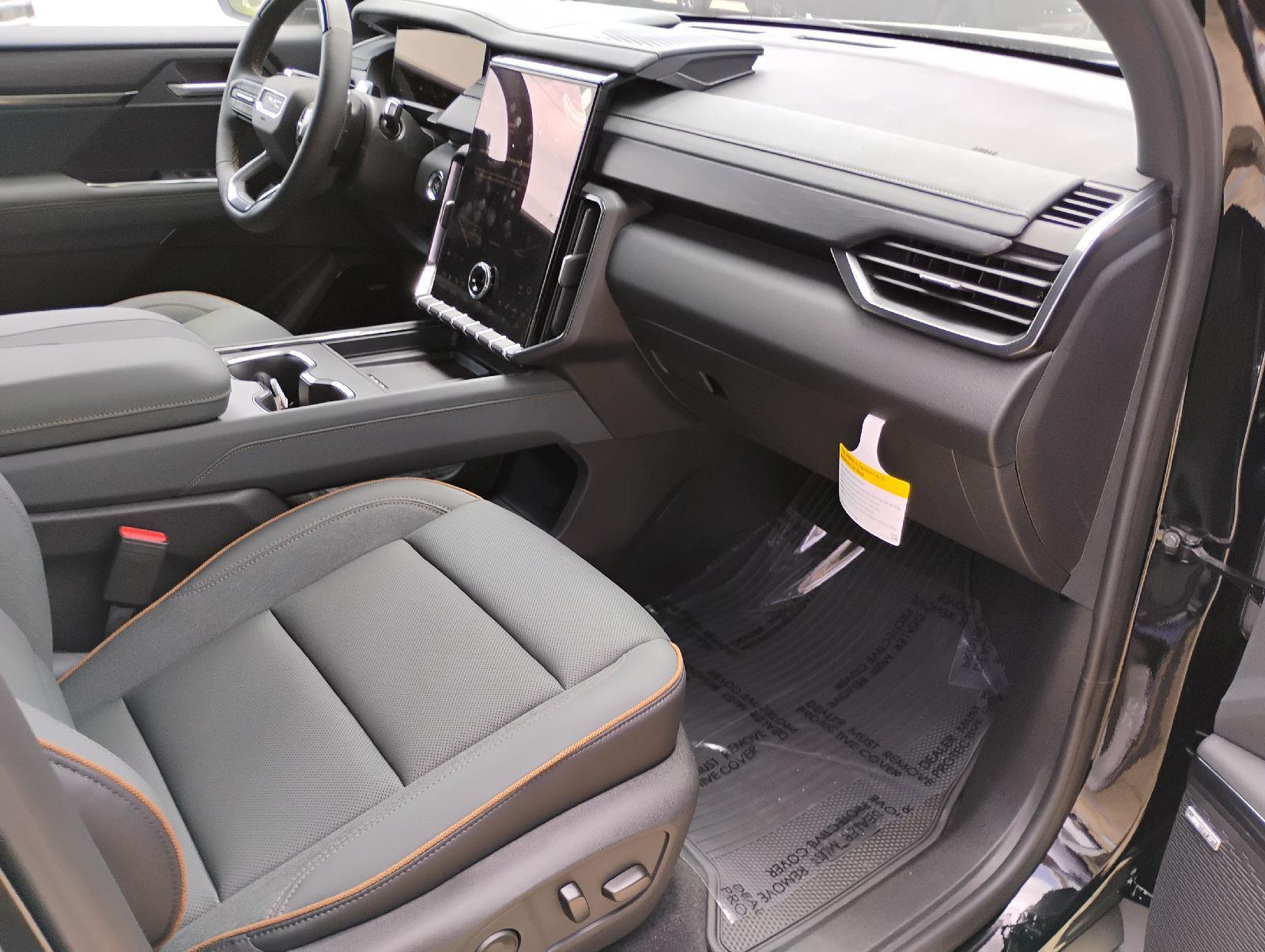 2026 GMC Acadia AT4 - Photo 19