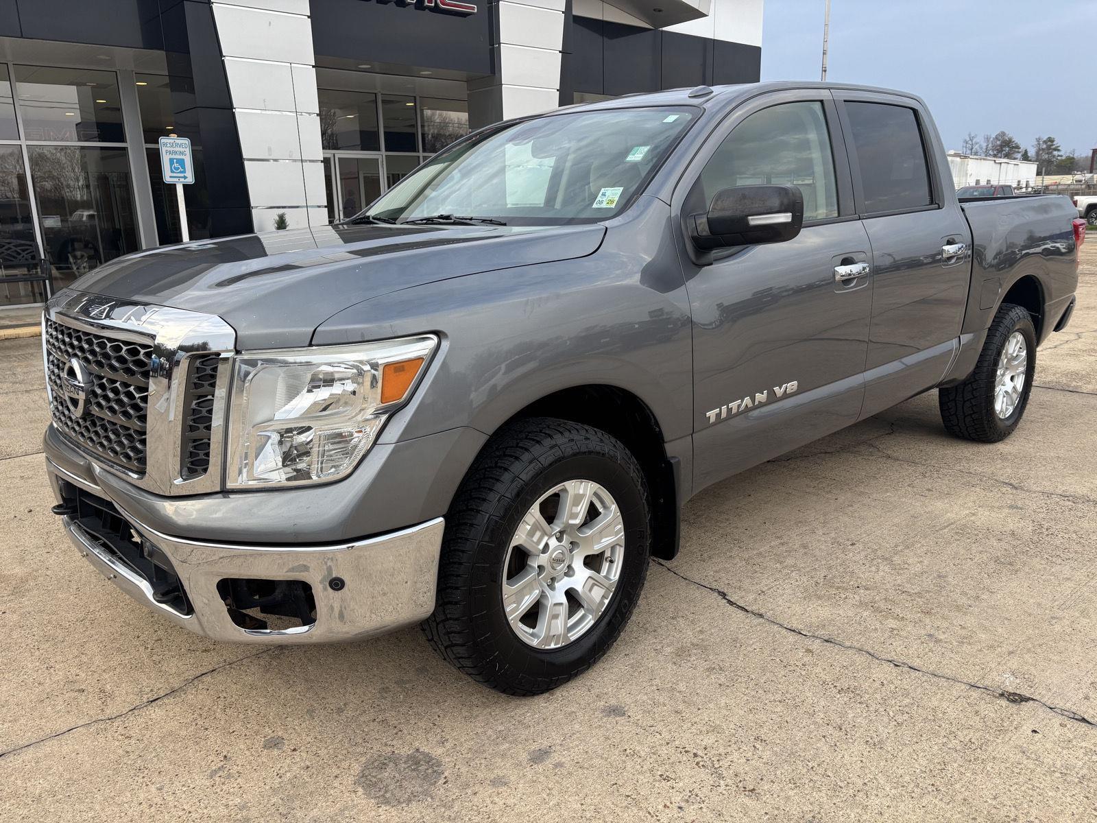 2018 Nissan Titan SV