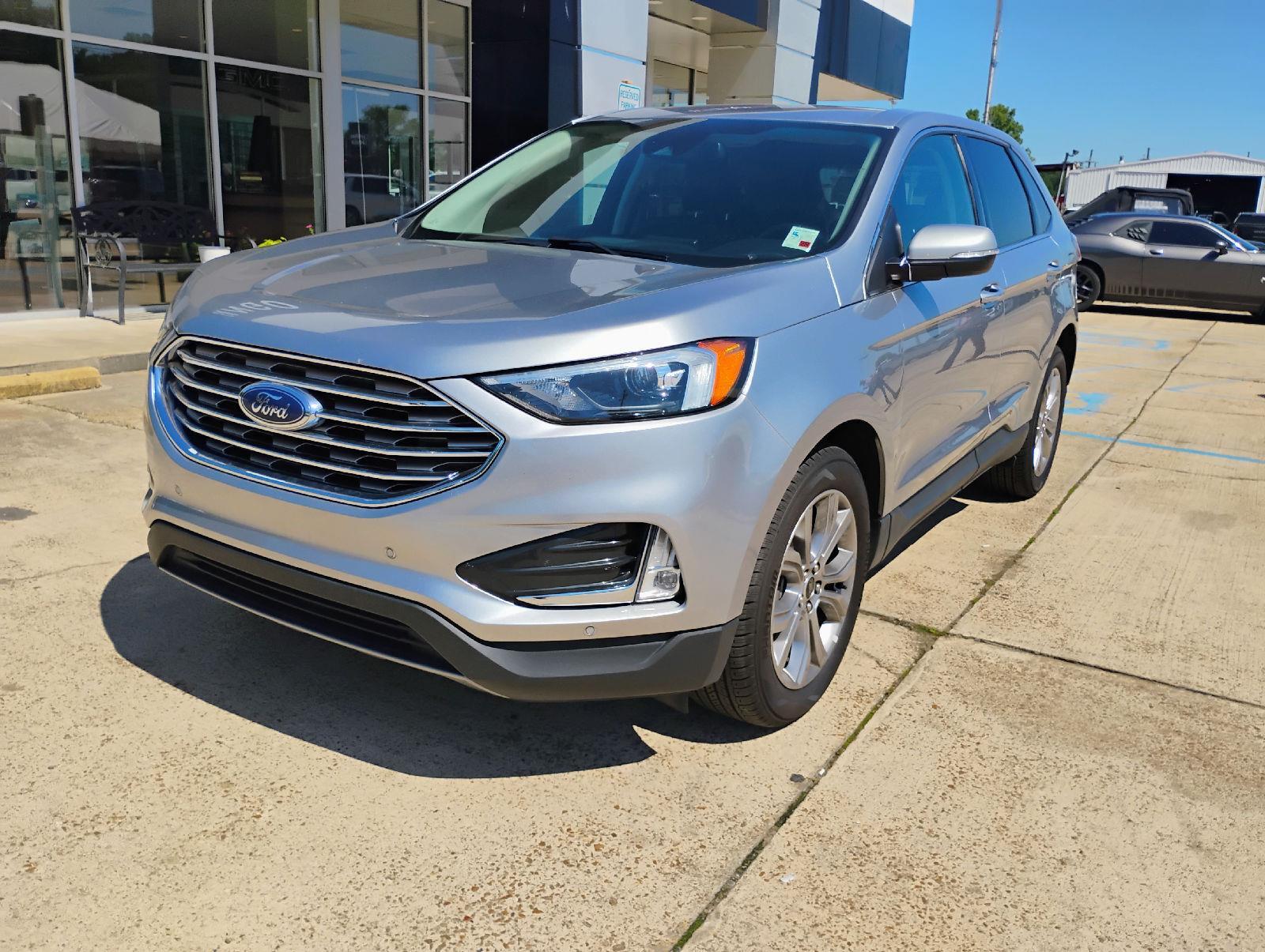 2024 Ford Edge Titanium AWD's photo