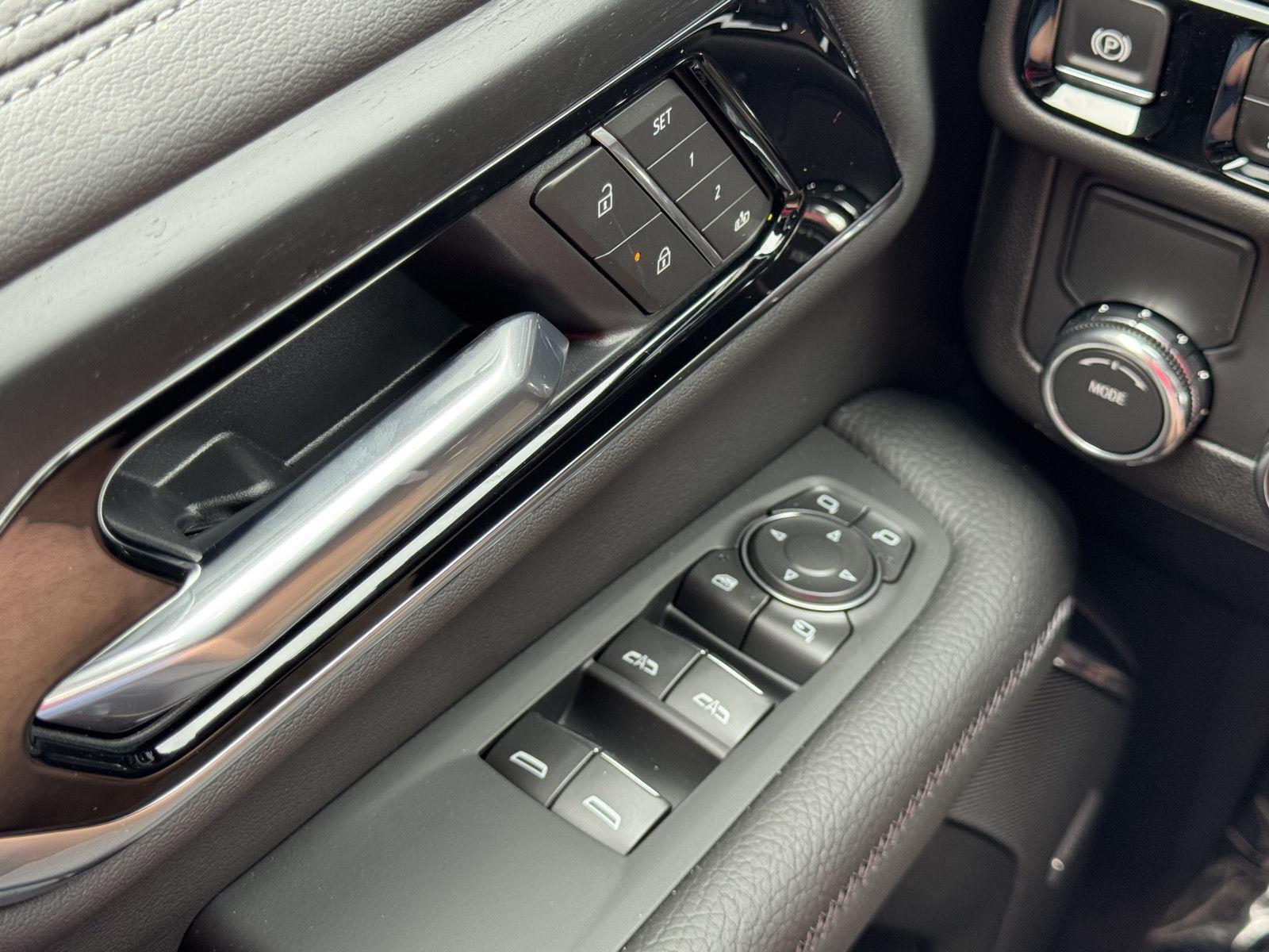 2026 GMC Yukon XL Denali - Photo 24