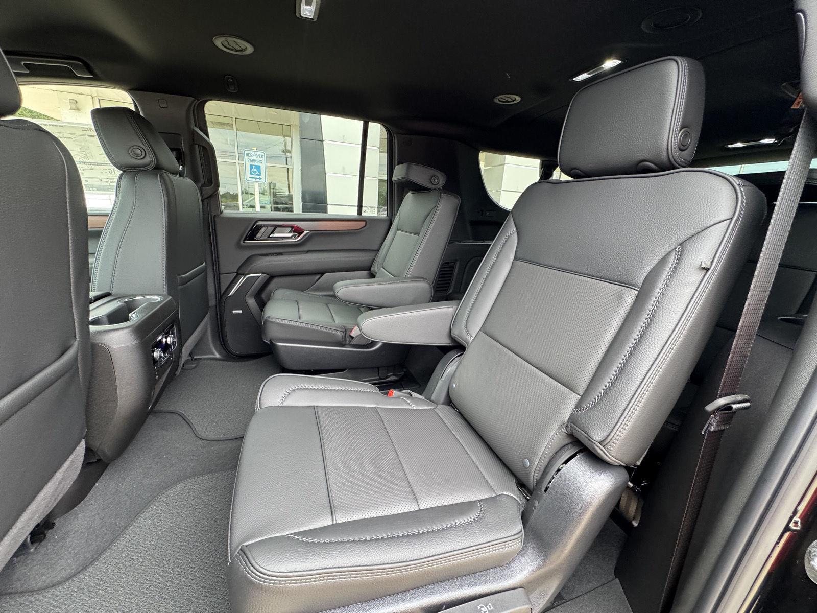 2026 GMC Yukon XL Denali - Photo 16