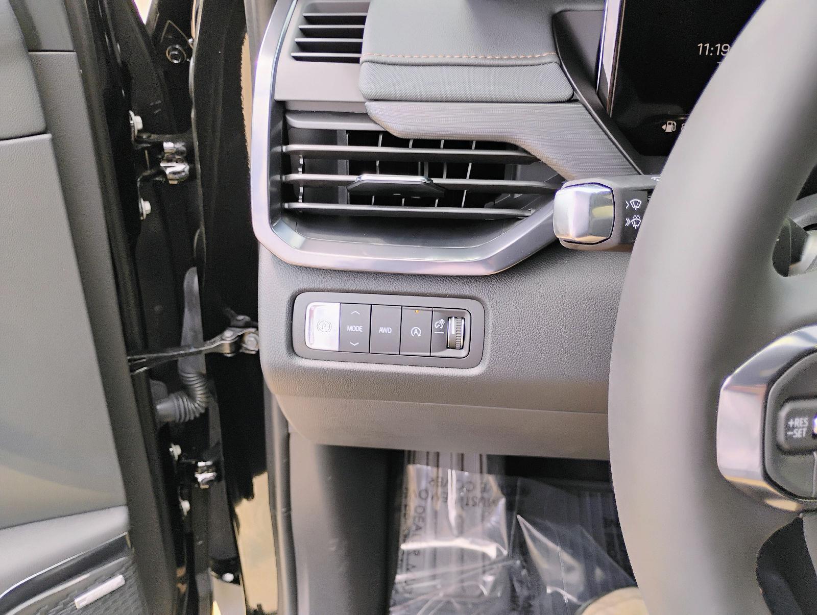 2026 GMC Acadia AT4 - Photo 24