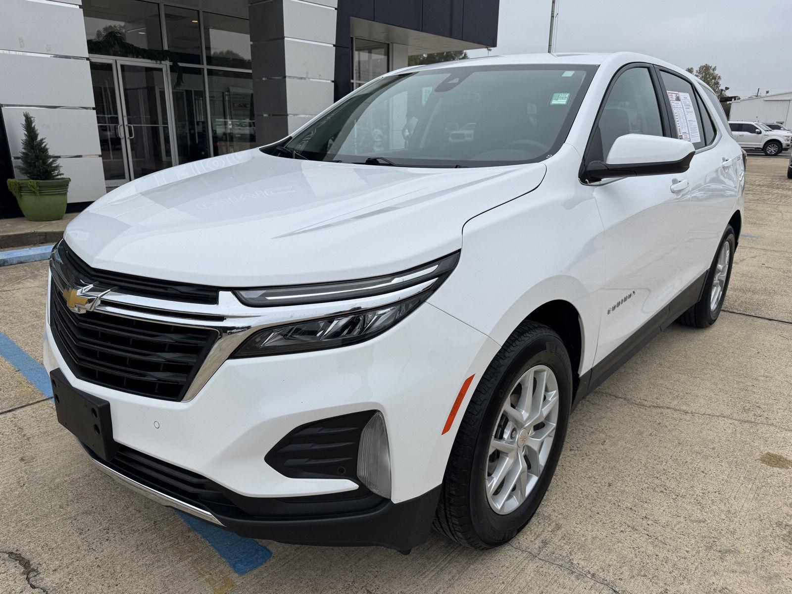 2024 Chevrolet Equinox LT's photo