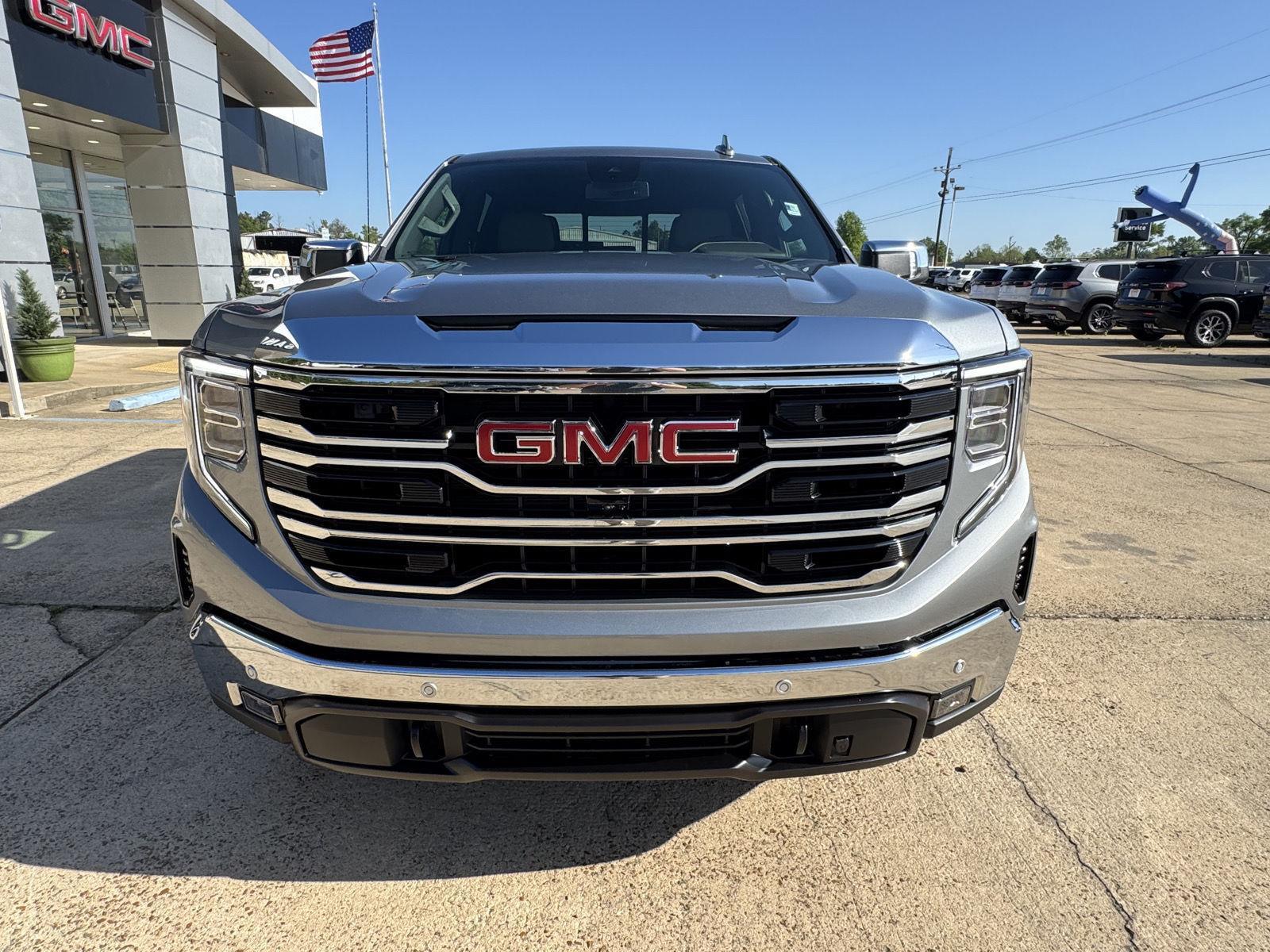 2026 GMC Sierra 1500 SLT - Photo 19
