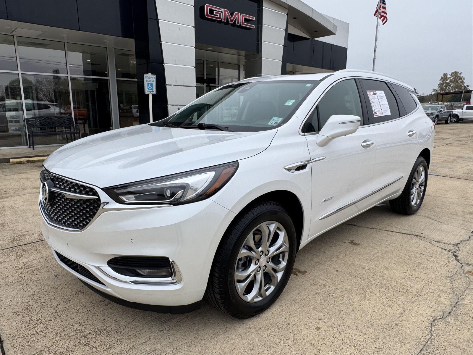 2021 Buick Enclave Avenir's photo