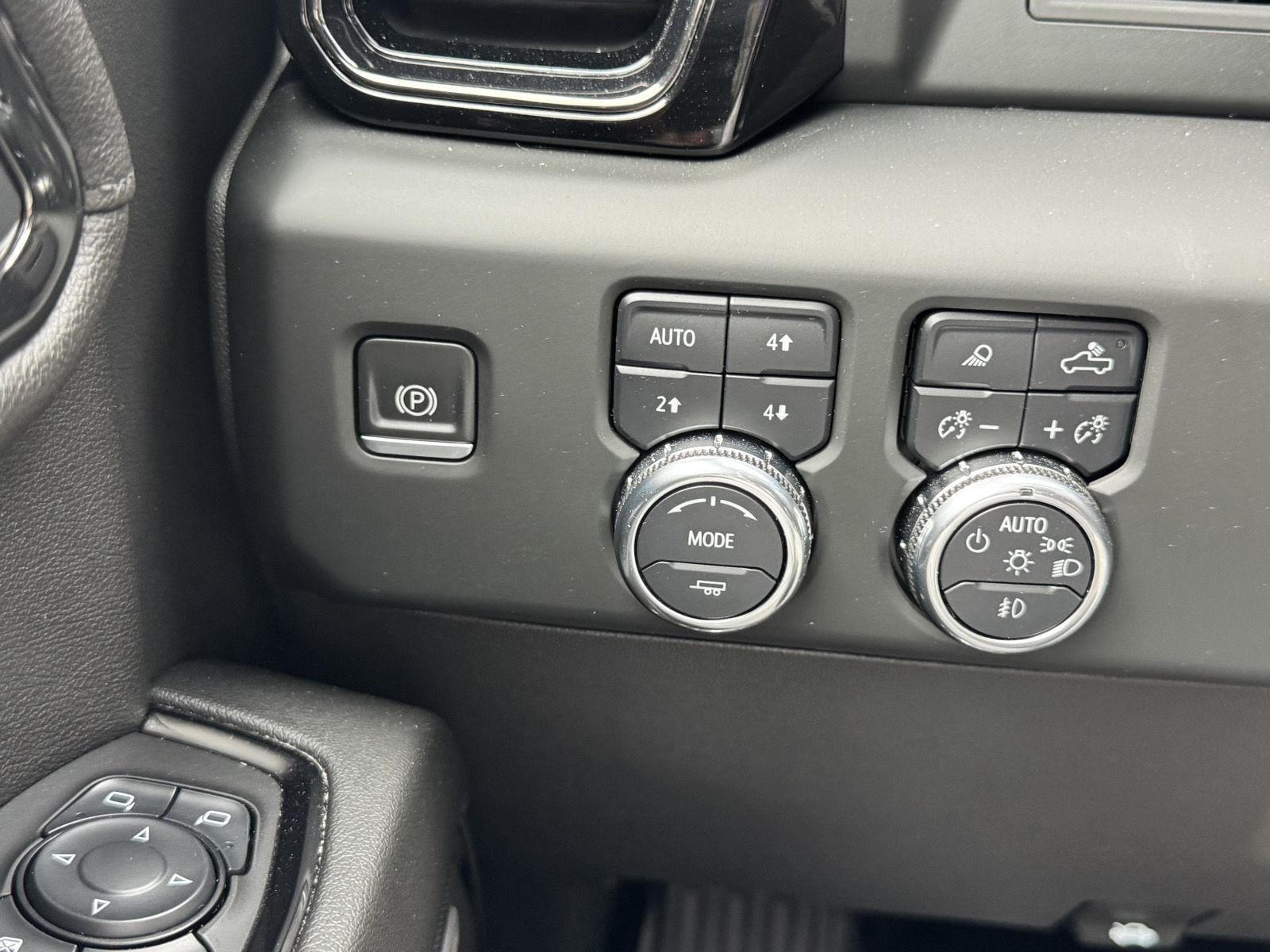 2024 GMC Sierra 1500 AT4 - Photo 27