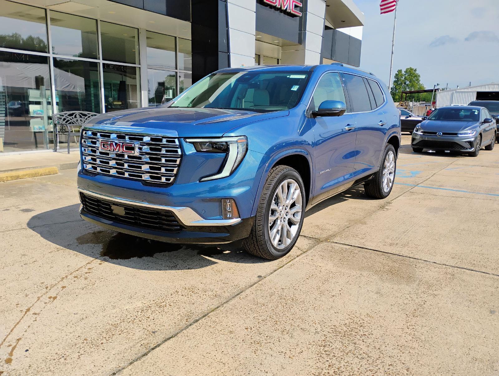 2026 GMC Acadia Denali AWD's photo