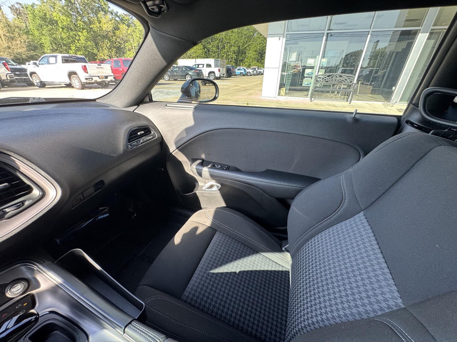 2023 Dodge Challenger SXT - Photo 20