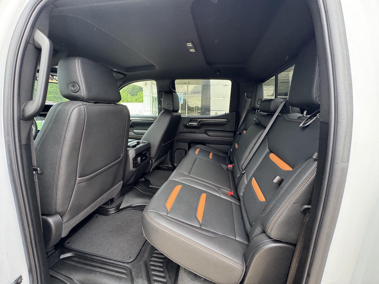 2024 GMC Sierra 1500 AT4 - Photo 6
