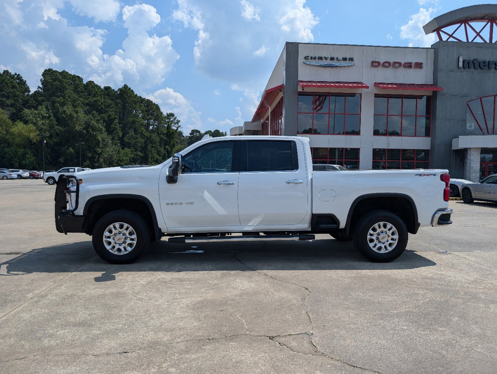 2023 Chevrolet Silverado 2500HD LTZ photo 2