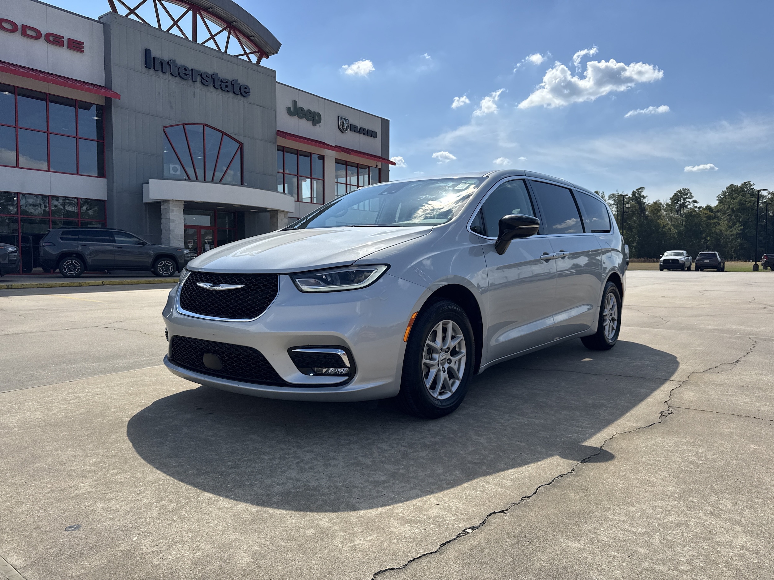 2024 Chrysler Pacifica
