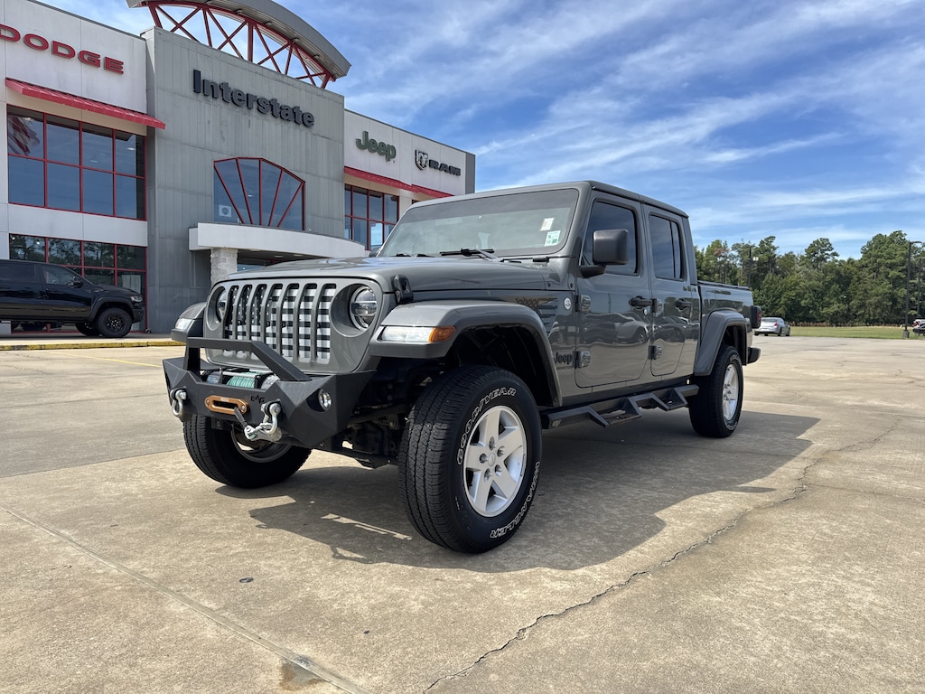 Used 2020 Jeep Gladiator Sport Truck Crew Cab