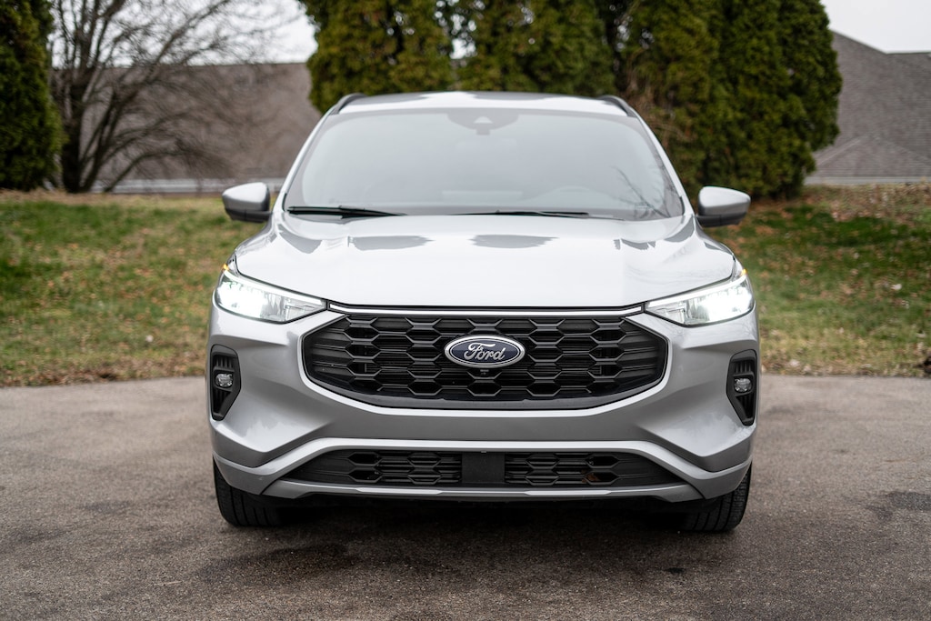 Used 2023 Ford Escape ST-Line Select SUV