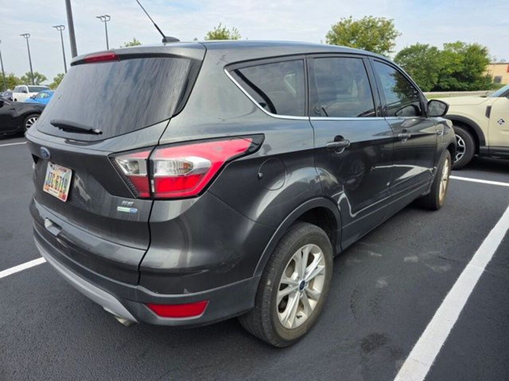 Used 2017 Ford Escape SE SUV