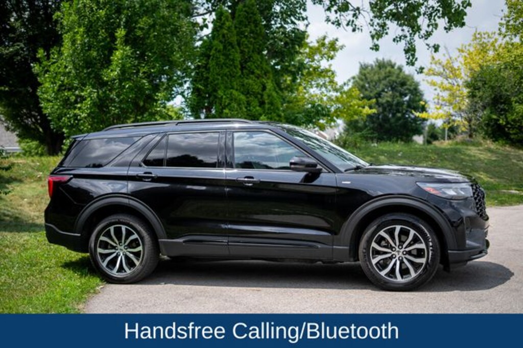 Used 2025 Ford Explorer ST-Line SUV