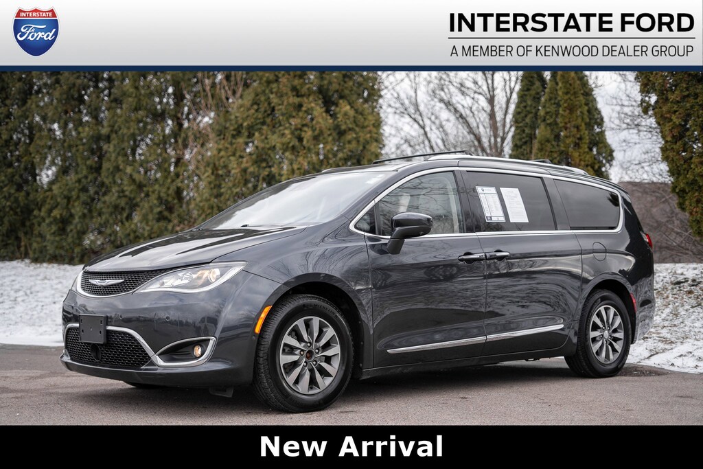 Used 2019 Chrysler Pacifica Touring L Plus Van Passenger Van