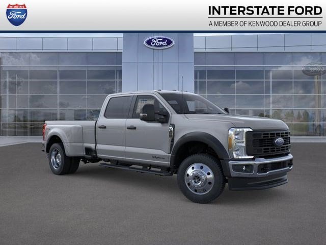 2026 Ford F-450 XL 4x4 Crew Cab 8' Box DRW's photo