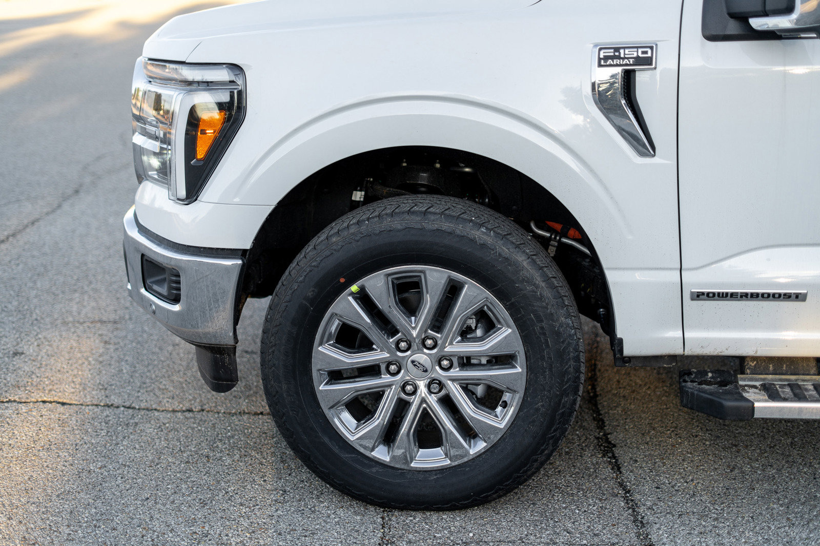 2025 Ford F-150 Lariat - Photo 10