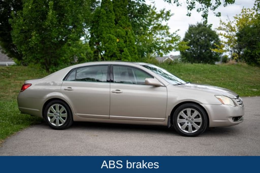 Used 2006 Toyota Avalon XL Sedan
