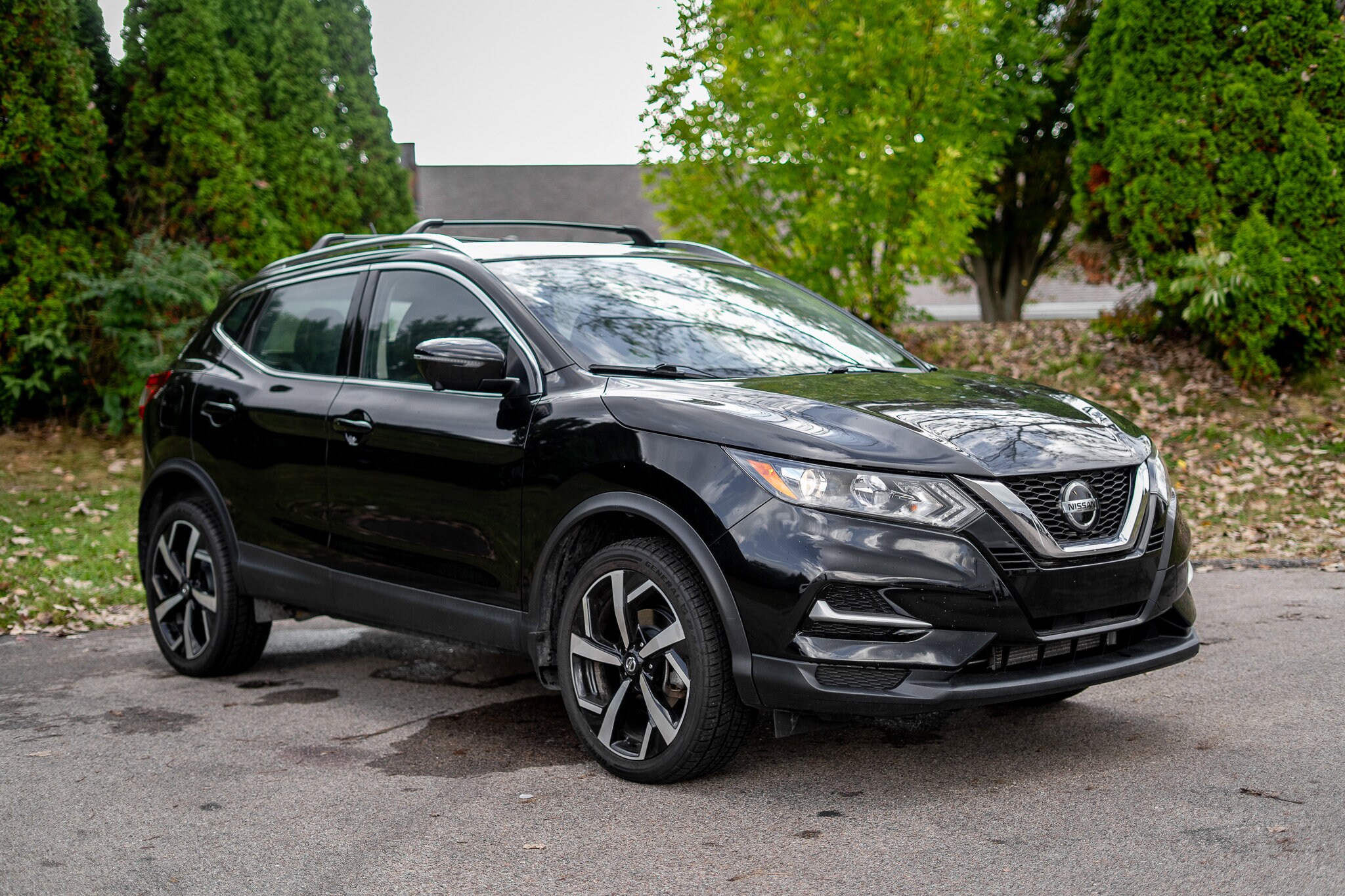 2021 Nissan Rogue Sport SL photo 3