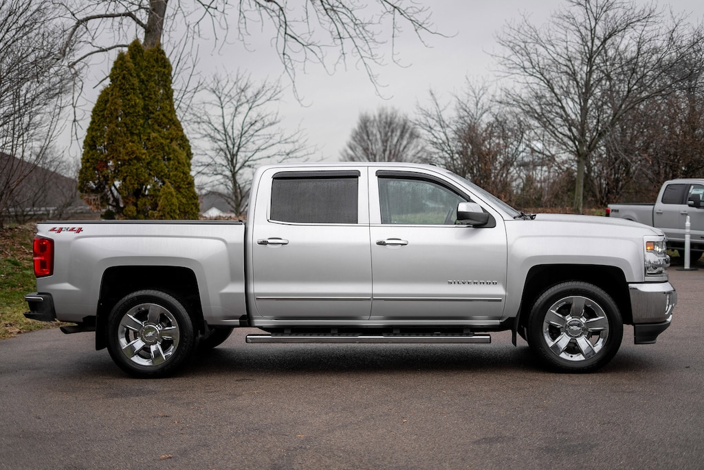 Used 2018 Chevrolet Silverado 1500 LTZ w/1LZ Truck Crew Cab