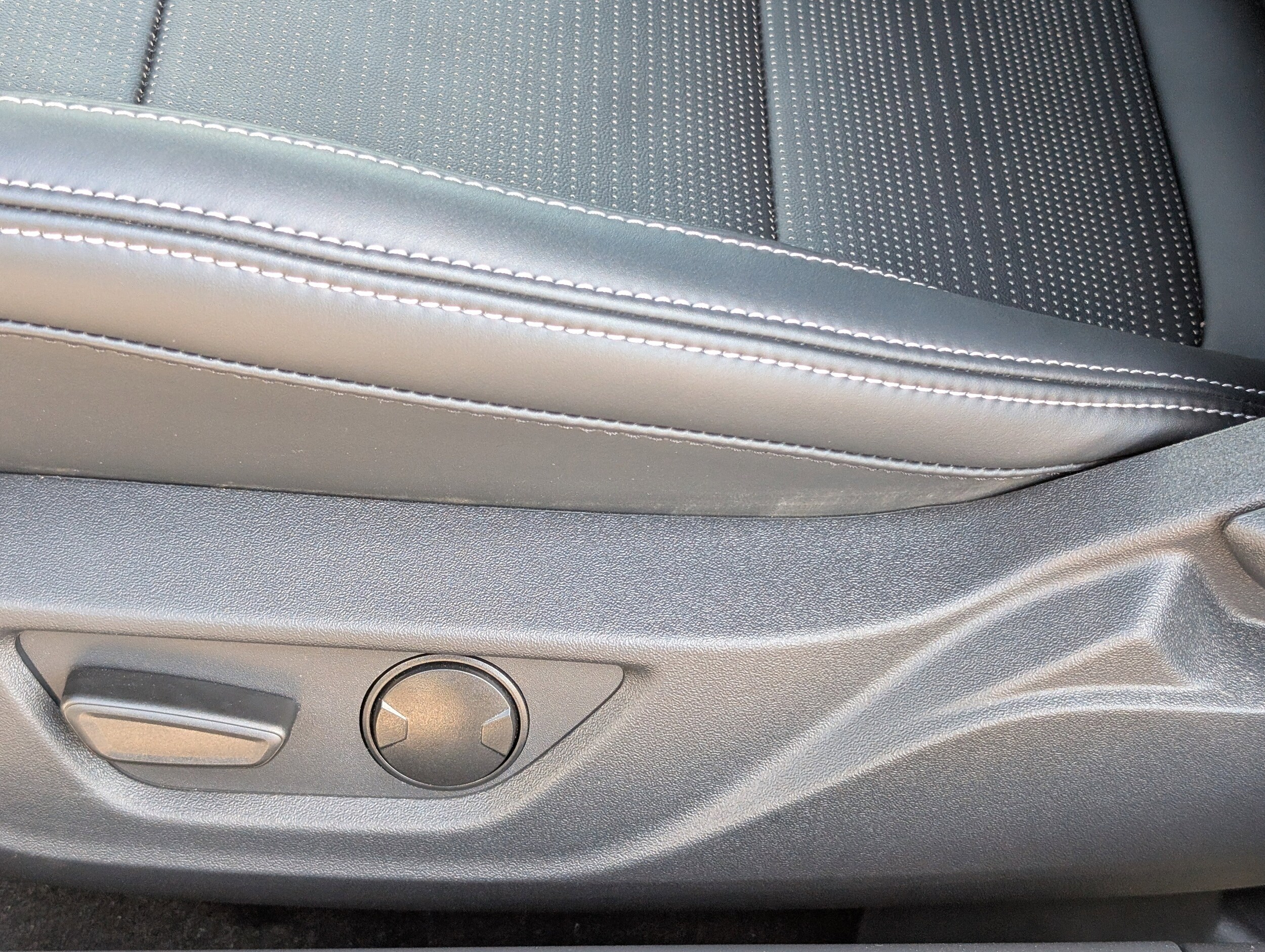 2025 Ford Mustang GT Premium Fastback - Photo 31