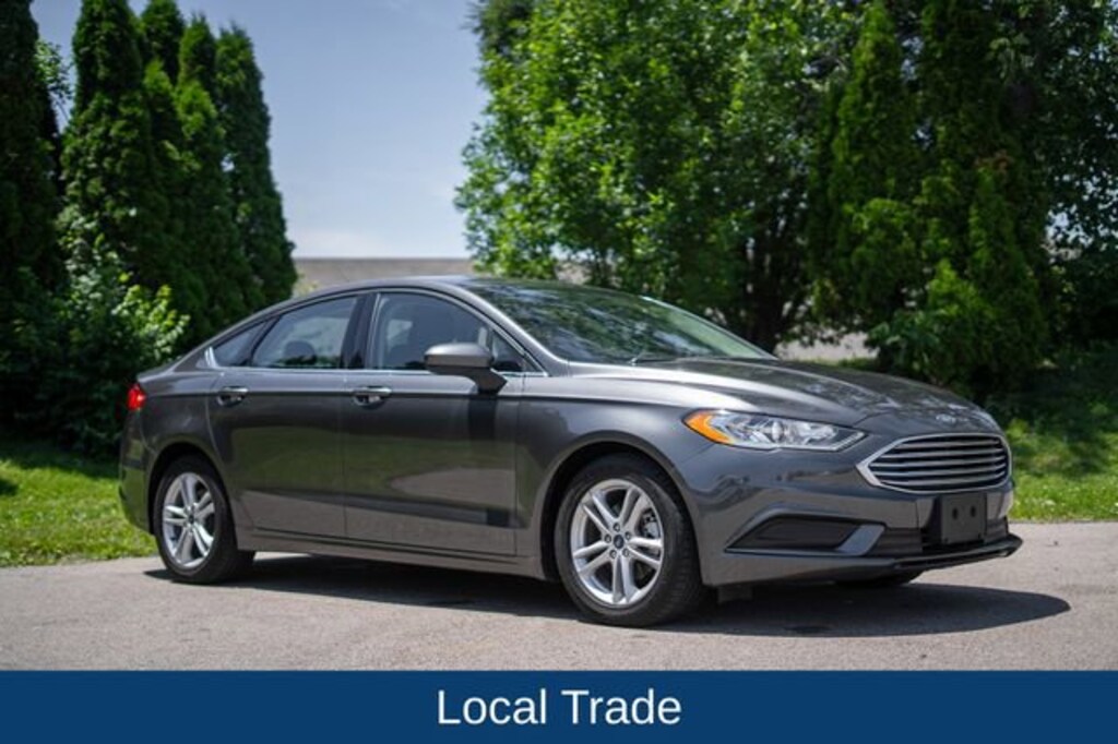 Used 2018 Ford Fusion SE Sedan