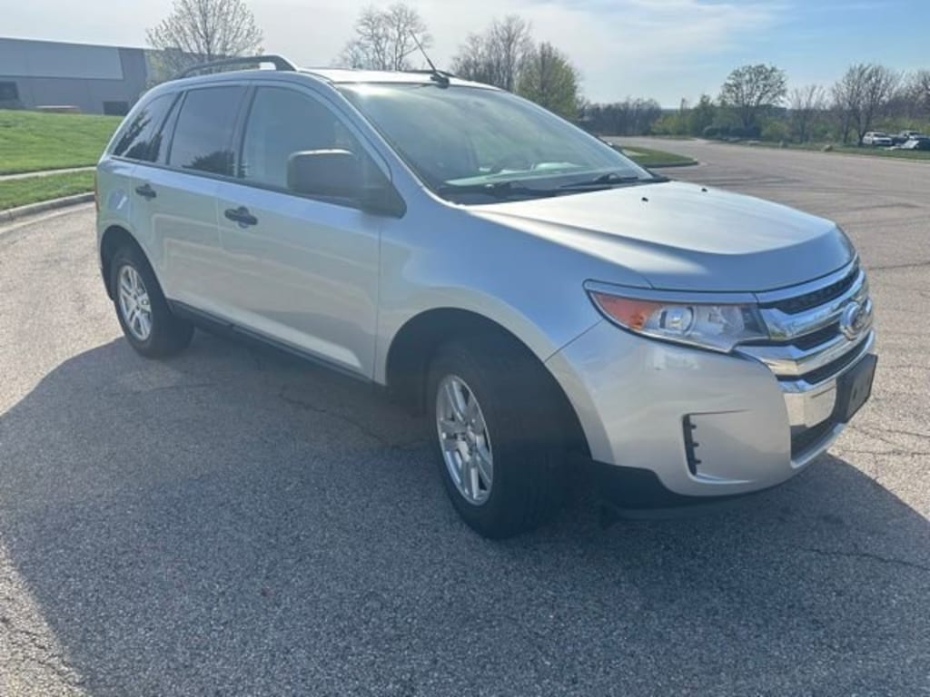 Used 2011 Ford Edge SE SUV
