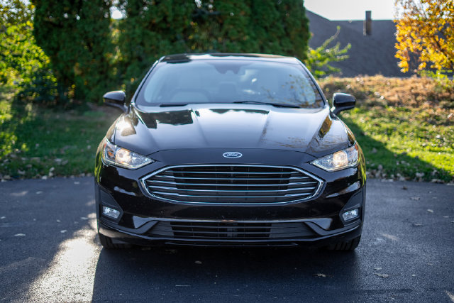 Used 2019 Ford Fusion SE with VIN 3FA6P0HD9KR166412 for sale in Miamisburg, OH