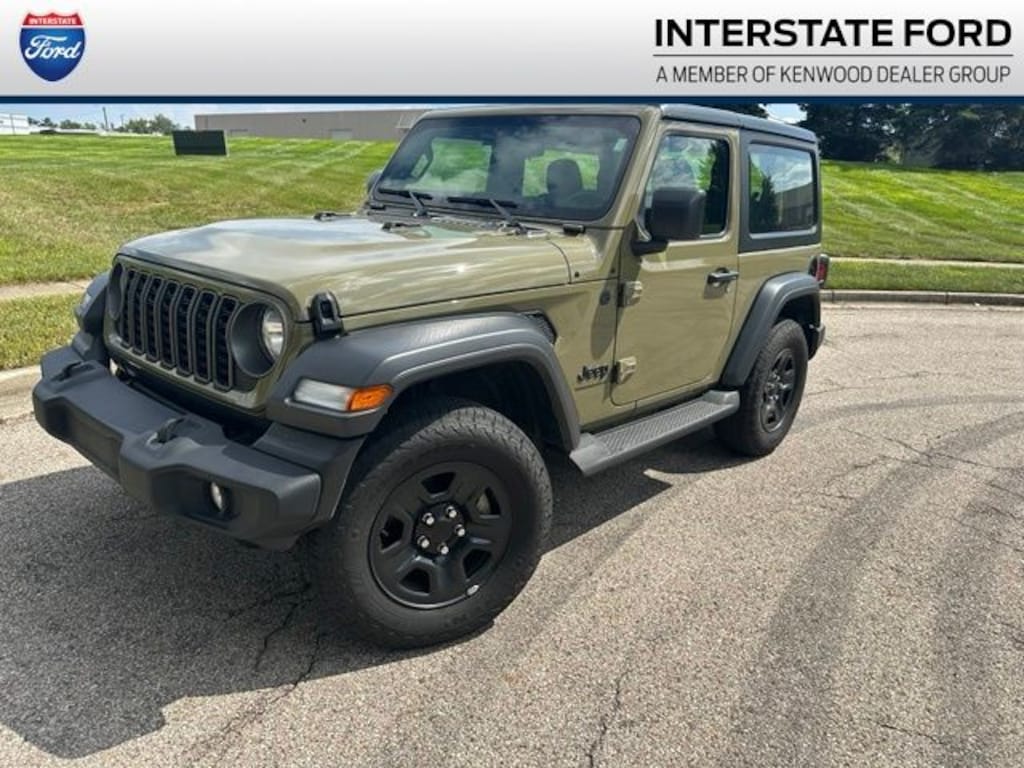 Used 2025 Jeep Wrangler Sport SUV