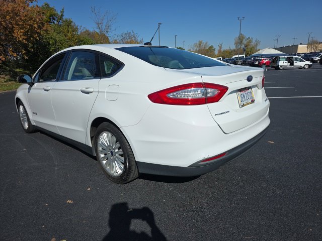 Used 2016 Ford Fusion Hybrid S Sedan
