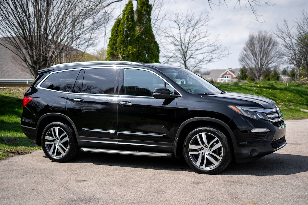 Used 2018 Honda Pilot Elite AWD SUV