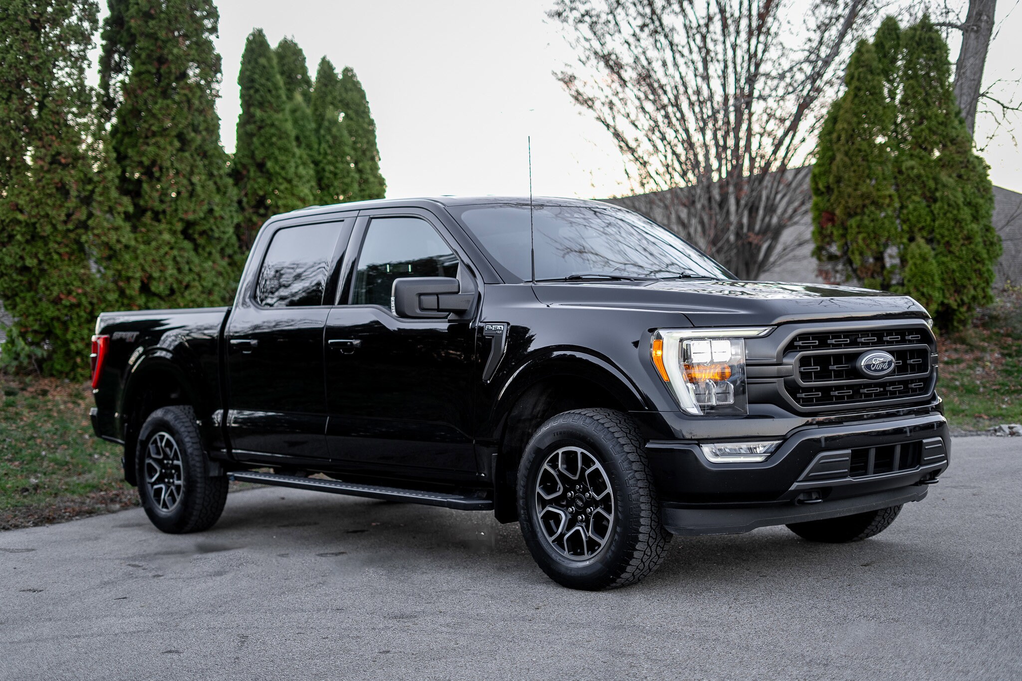 2022 Ford F-150 XLT photo 3