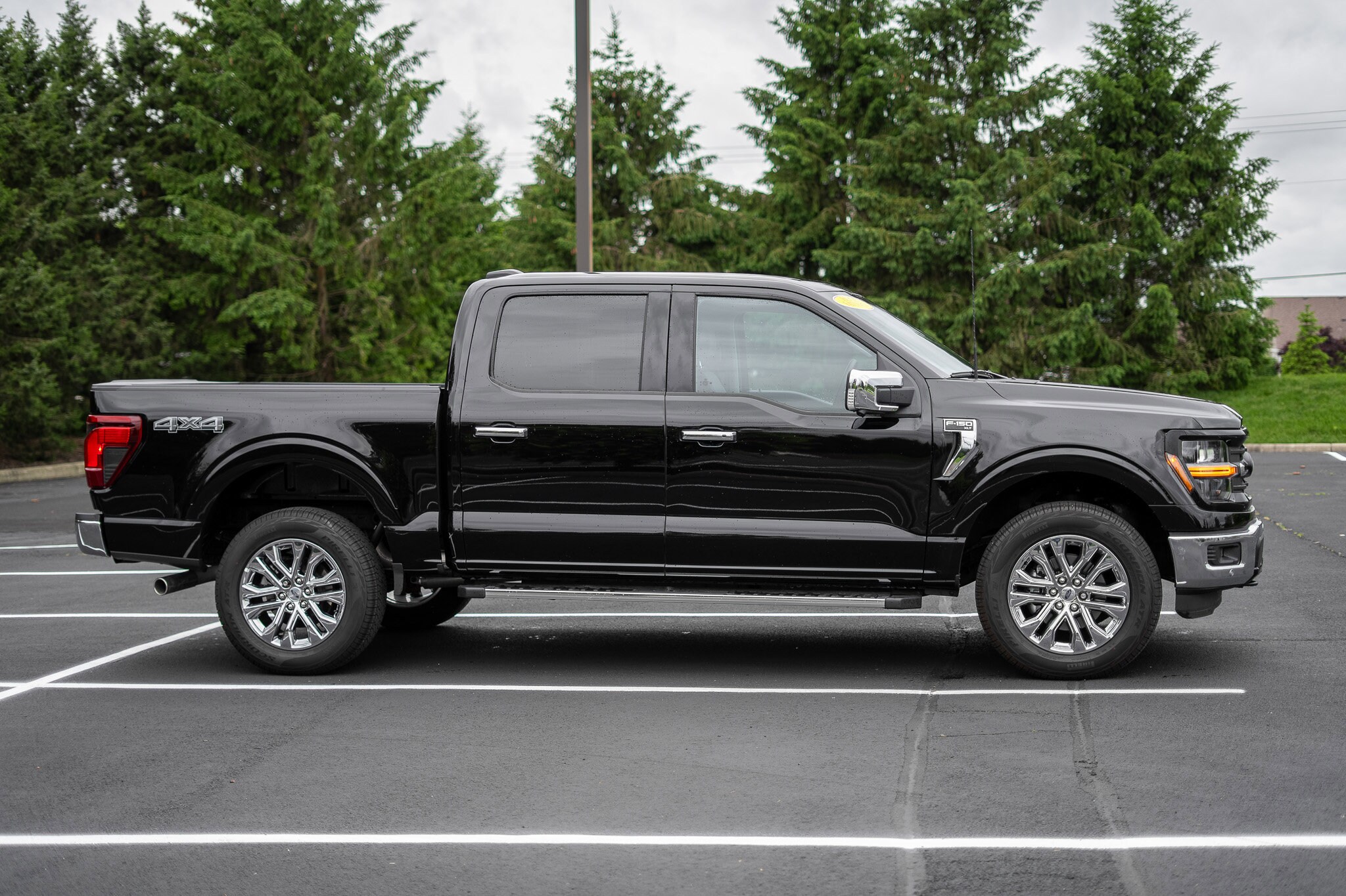 2024 Ford F-150 XLT photo 4