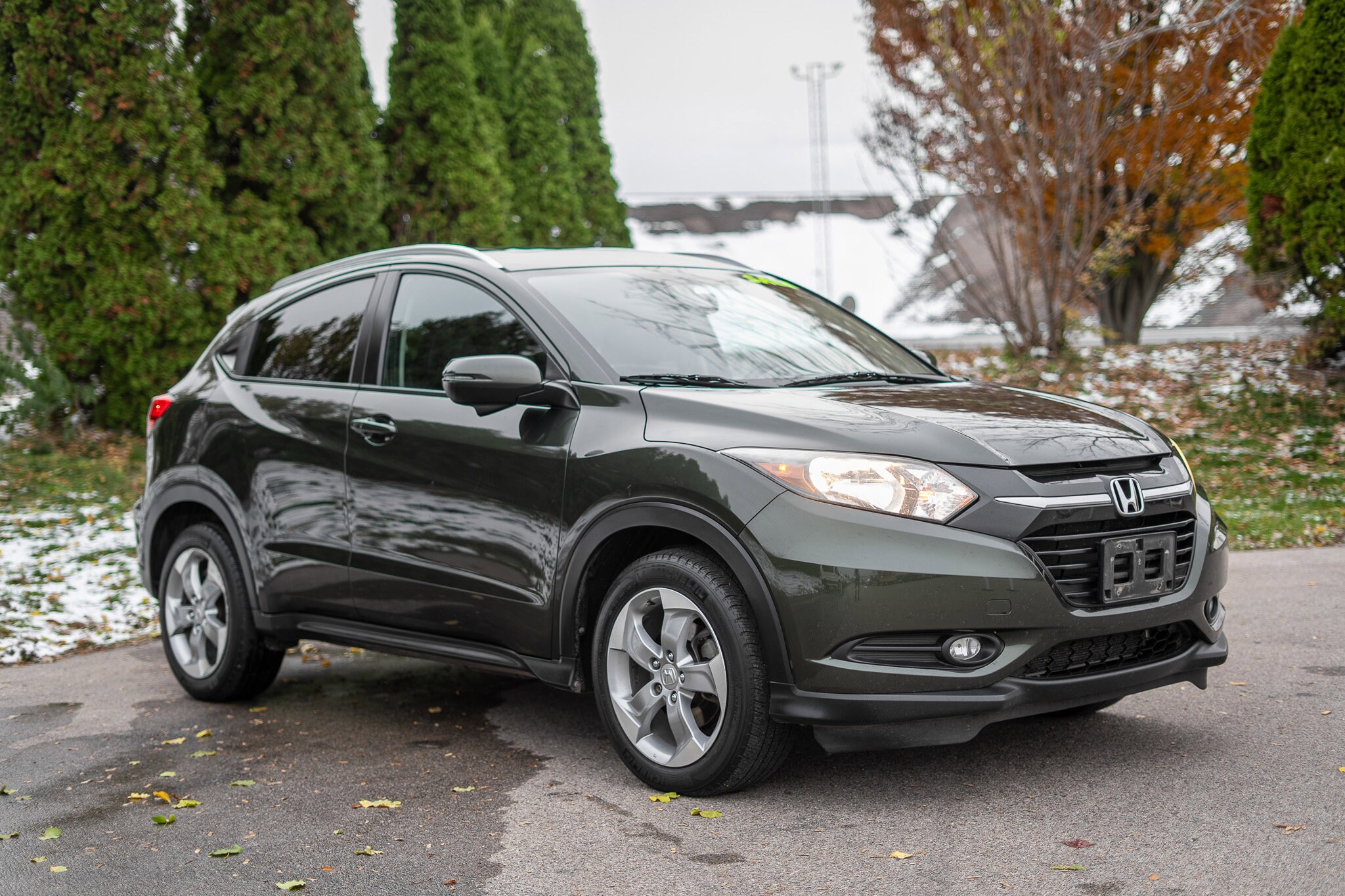 2017 Honda HR-V EX-L photo 2