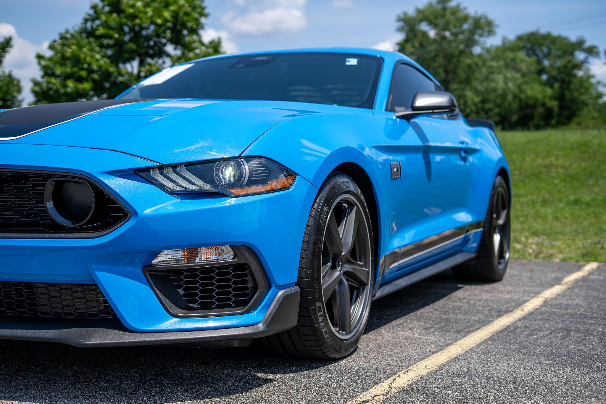 2023 Ford Mustang Mach 1 photo 2