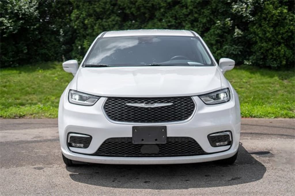 Certified 2022 Chrysler Pacifica Hybrid Touring L Van Passenger Van