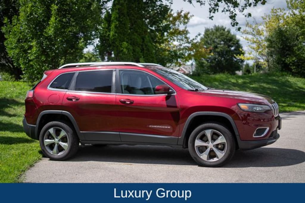 Used 2019 Jeep Cherokee Limited 4x4 SUV