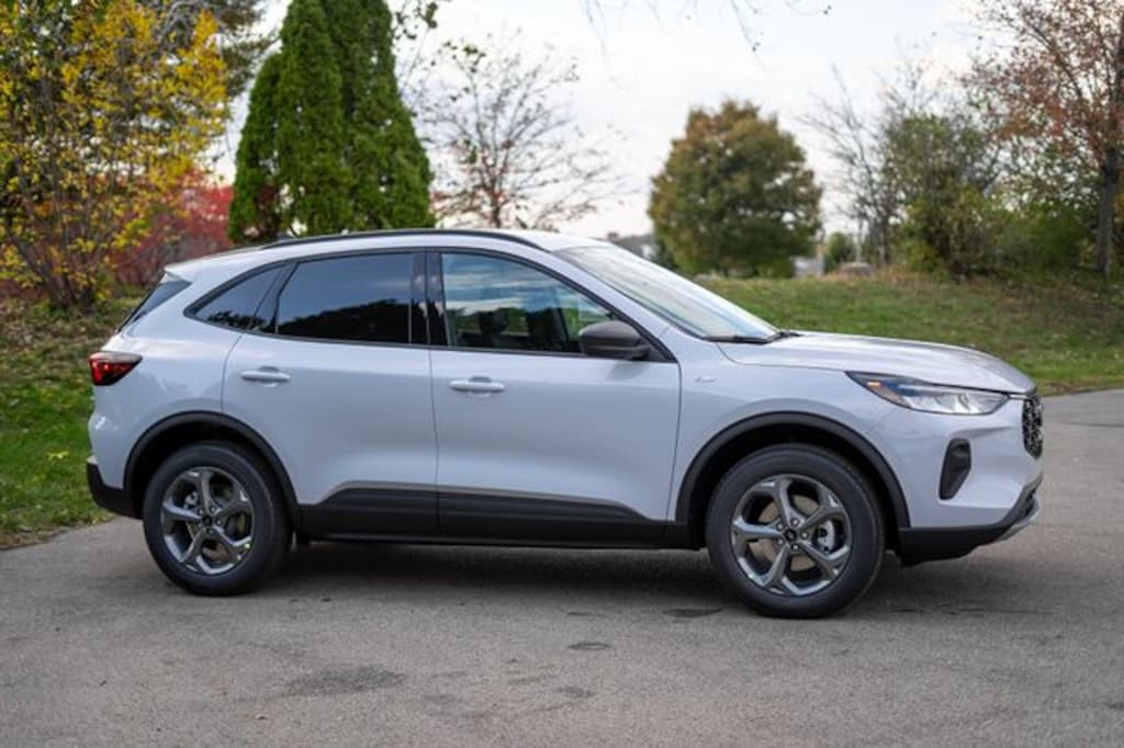 New 2026 Ford Escape ST-Line SUV