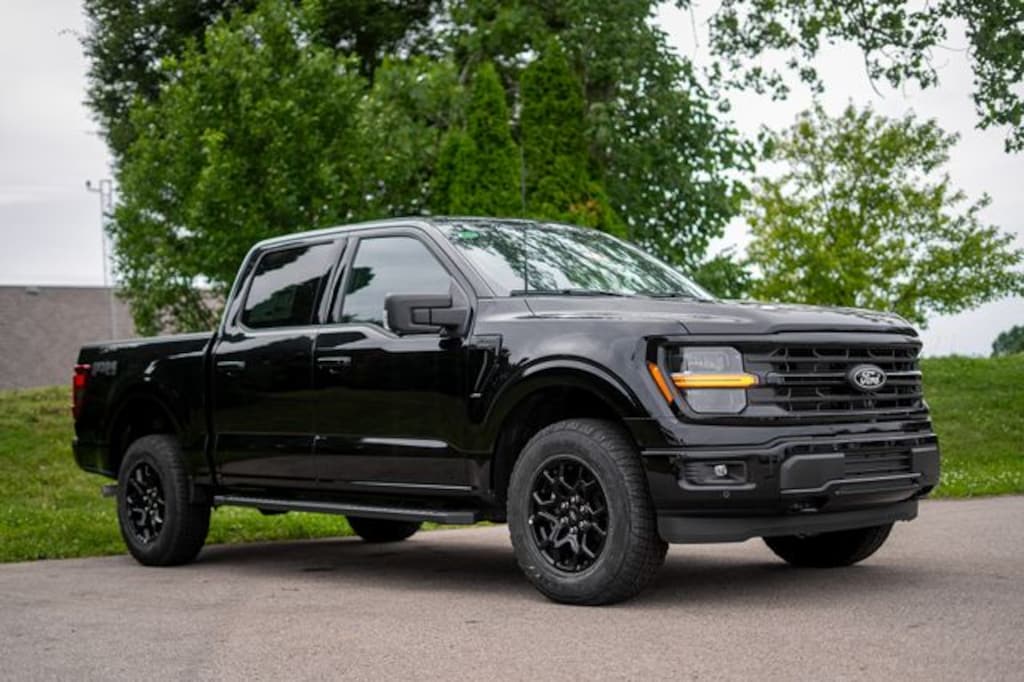 New 2026 Ford F-150 XLT Truck SuperCrew Cab