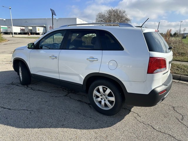 2012 Kia Sorento LX photo 2