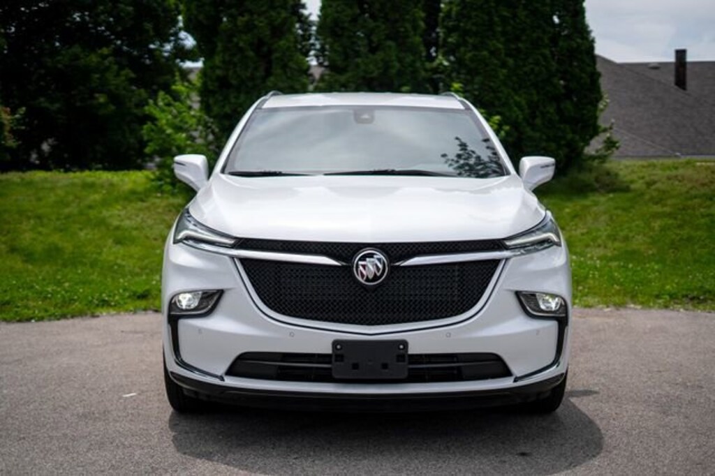 Used 2024 Buick Enclave Essence SUV