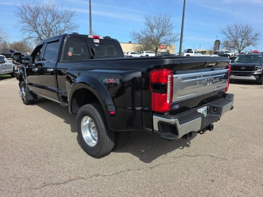 Used 2023 Ford F-350 Truck Crew Cab
