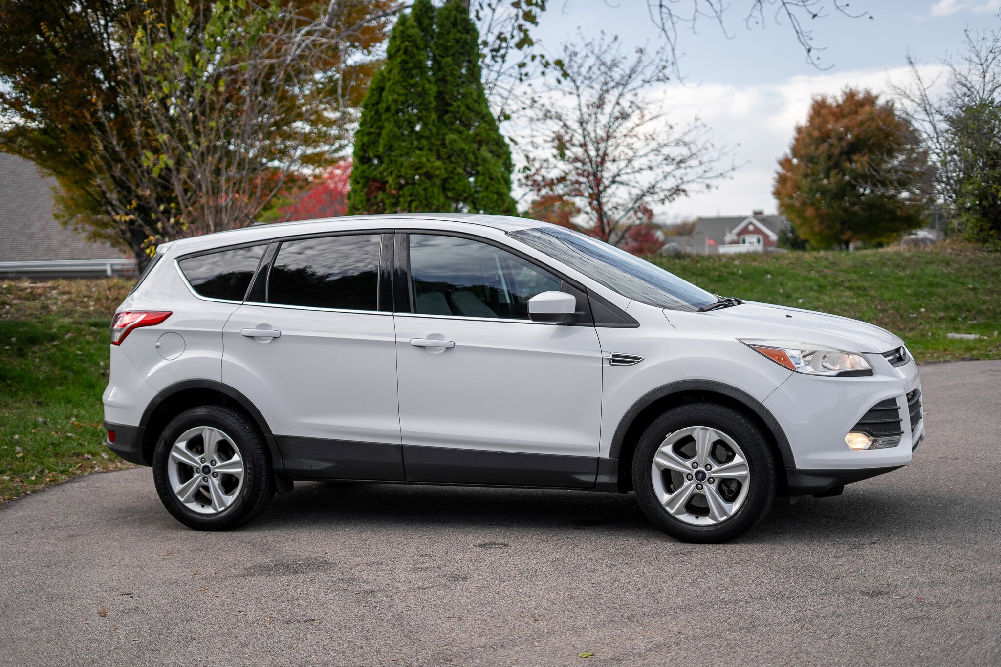 2016 Ford Escape SE photo 3